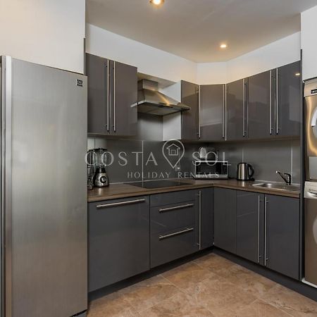 Puerto Marina-Benalmadena Luxury Apartment Dentro De La Isla Εξωτερικό φωτογραφία