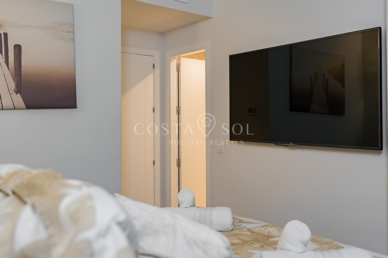 Puerto Marina-Benalmadena Luxury Apartment Dentro De La Isla Εξωτερικό φωτογραφία